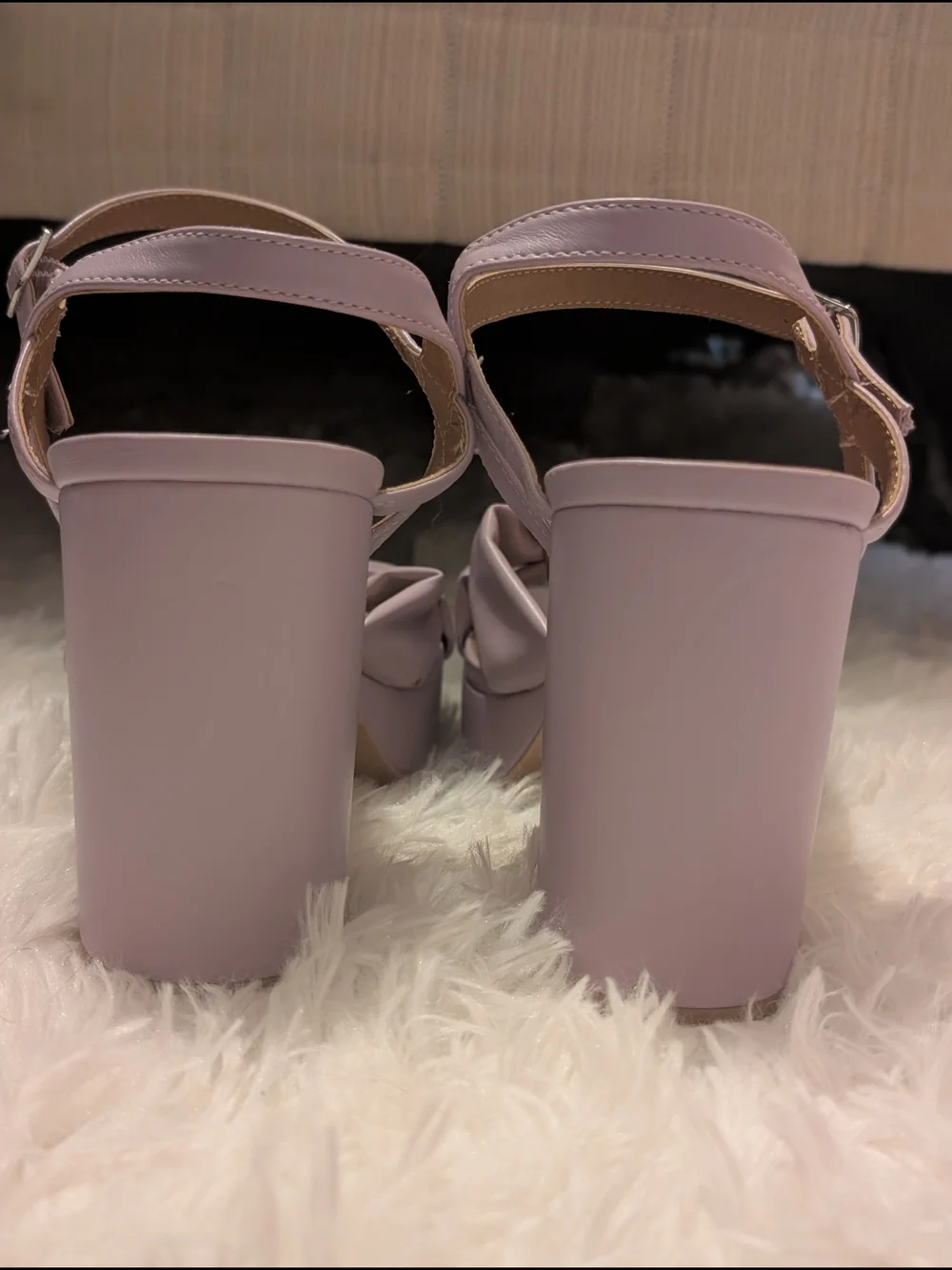 Torrid 7.5WW Lilac Knot-Front Platform Sandals